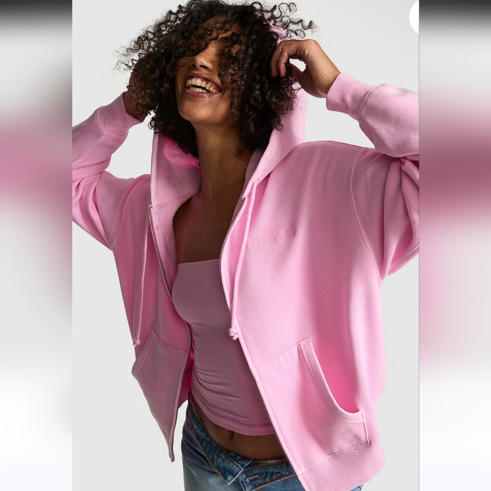 Victoria Secret Pink  Holigraphic Everyday Hoodie Size Large